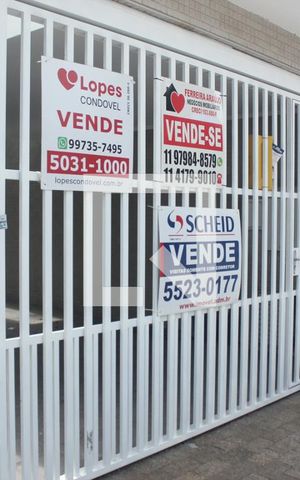 Casa para alugar com 140m², 3 quartos e 3 vagasFachada