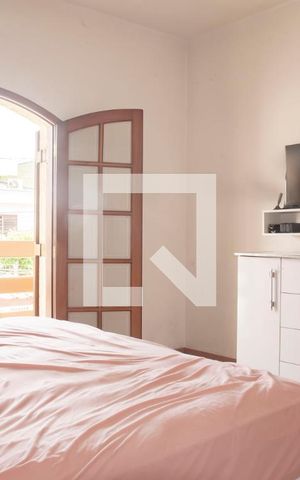 Casa de condomínio à venda com 167m², 3 quartos e 1 vagaSuíte 1
