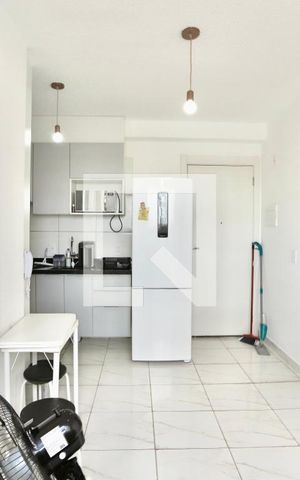 Apartamento à venda com 35m², 2 quartos e sem vagaSala / Cozinha