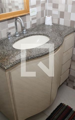 Casa para alugar com 120m², 3 quartos e sem vagaBanheiro social 1