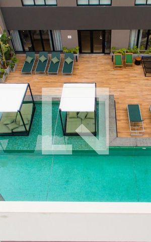 Studio à venda com 24m², 1 quarto e sem vaga Studio à venda com 24m², 1 quarto e sem vagaPiscina