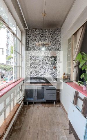 Apartamento para alugar com 120m², 2 quartos e sem vaga Apartamento para alugar com 120m², 2 quartos e sem vagaSacada