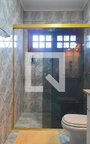 Casa à venda com 360m², 3 quartos e 2 vagasBanheiro 1