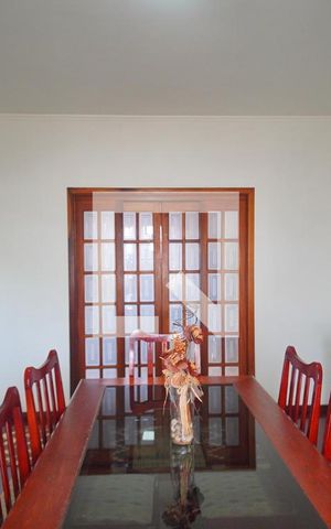 Casa à venda com 360m², 3 quartos e 2 vagasCopa
