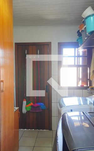 Casa à venda com 360m², 3 quartos e 2 vagasÁrea de Serviço