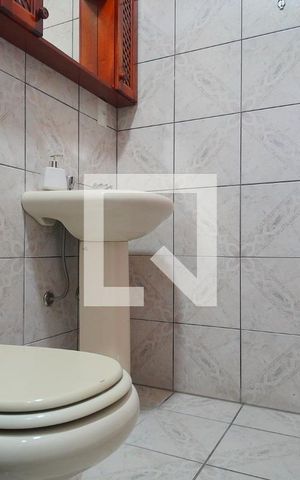 Casa à venda com 360m², 3 quartos e 2 vagasBanheiro 2