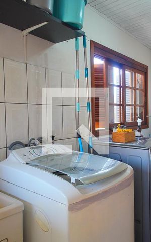 Casa à venda com 360m², 3 quartos e 2 vagasÁrea de Serviço