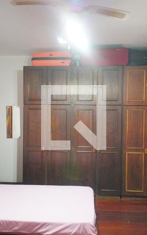 Casa à venda com 360m², 3 quartos e 2 vagasQuarto 1