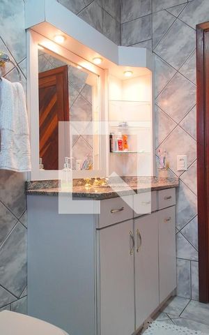 Casa à venda com 360m², 3 quartos e 2 vagasBanheiro 1