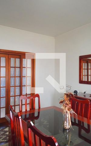 Casa à venda com 360m², 3 quartos e 2 vagasCopa