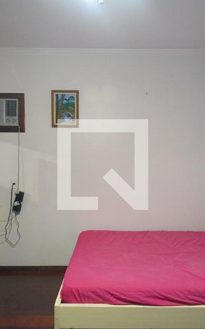 Casa à venda com 360m², 3 quartos e 2 vagasQuarto 1