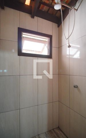 Casa à venda com 350m², 3 quartos e 5 vagas Casa à venda com 350m², 3 quartos e 5 vagasBanheiro 3