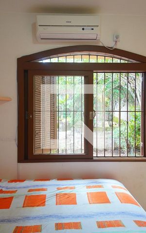 Casa à venda com 350m², 3 quartos e 5 vagas Casa à venda com 350m², 3 quartos e 5 vagasQuarto 1