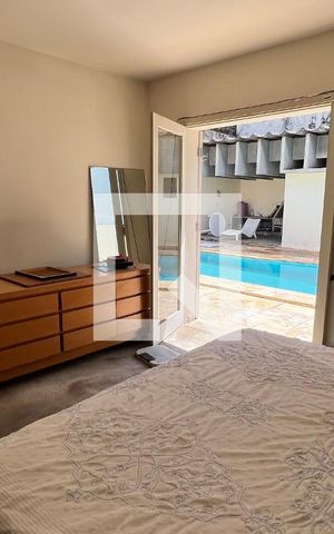 Casa para alugar com 350m², 3 quartos e 4 vagas Casa para alugar com 350m², 3 quartos e 4 vagasSuite