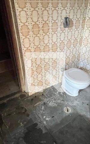 Casa para alugar com 350m², 3 quartos e 4 vagas Casa para alugar com 350m², 3 quartos e 4 vagasBanheiro do salão