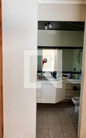 Casa para alugar com 350m², 3 quartos e 4 vagas Casa para alugar com 350m², 3 quartos e 4 vagasCloset