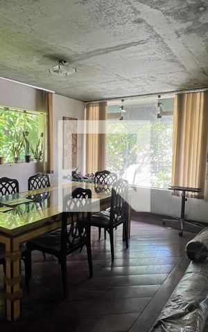 Casa para alugar com 350m², 3 quartos e 4 vagas Casa para alugar com 350m², 3 quartos e 4 vagasSala