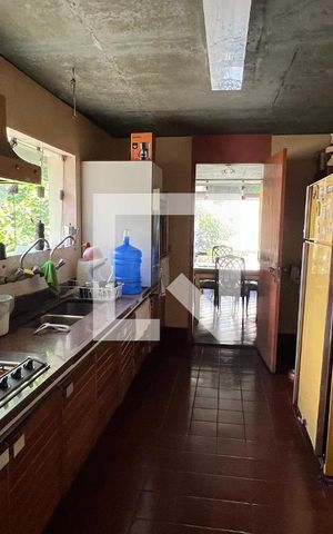 Casa para alugar com 350m², 3 quartos e 4 vagas Casa para alugar com 350m², 3 quartos e 4 vagasCozinha