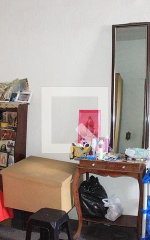 Casa à venda com 200m², 4 quartos e 3 vagasCloset/quarto