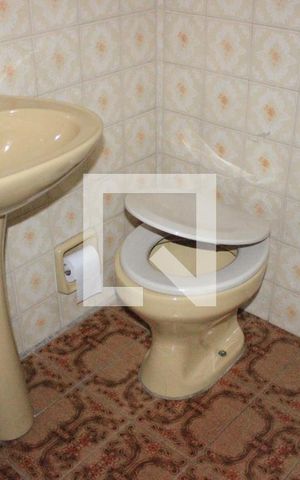Casa à venda com 200m², 4 quartos e 3 vagasBanheiro da Suíte