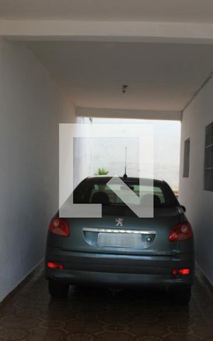 Casa à venda com 200m², 4 quartos e 3 vagasGaragem