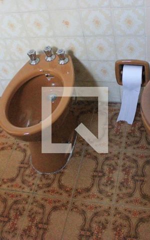 Casa à venda com 200m², 4 quartos e 3 vagasBanheiro 4