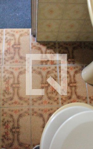 Casa à venda com 200m², 4 quartos e 3 vagasBanheiro da Suíte