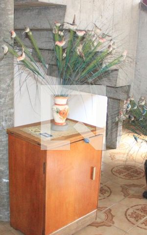 Casa à venda com 200m², 4 quartos e 3 vagasSala