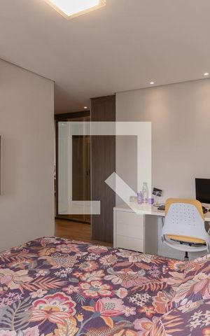 Apartamento à venda com 84m², 2 quartos e 2 vagas Apartamento à venda com 84m², 2 quartos e 2 vagasSuíte
