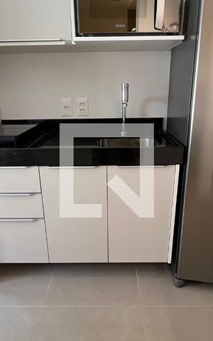 Apartamento à venda com 19m², 1 quarto e sem vaga Apartamento à venda com 19m², 1 quarto e sem vagaCozinha - Armários