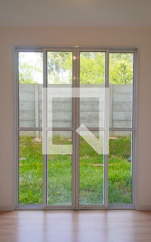 Apartamento à venda com 44m², 2 quartos e 1 vaga Apartamento à venda com 44m², 2 quartos e 1 vagaSala