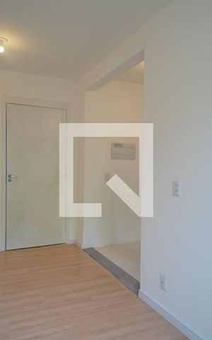 Apartamento à venda com 44m², 2 quartos e 1 vaga Apartamento à venda com 44m², 2 quartos e 1 vagaSala
