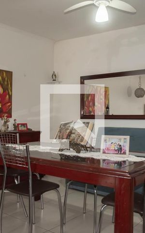 Casa para alugar com 400m², 6 quartos e 3 vagasSala