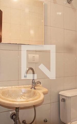 Casa para alugar com 400m², 6 quartos e 3 vagasLavabo da Sala