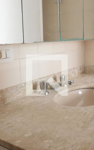 Apartamento para alugar com 80m², 2 quartos e 1 vagaBanheiro Corredor