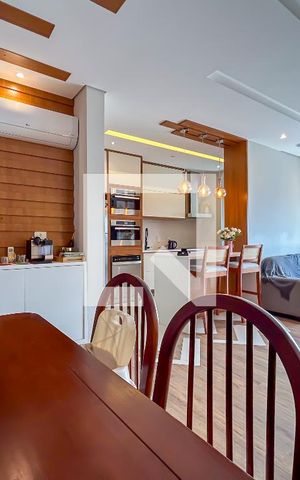 Apartamento para alugar com 105m², 3 quartos e 2 vagasSala