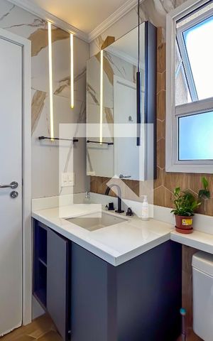 Apartamento para alugar com 105m², 3 quartos e 2 vagasBanheiro