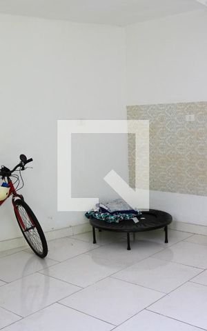 Casa à venda com 118m², 3 quartos e 2 vagas Casa à venda com 118m², 3 quartos e 2 vagasQuintal