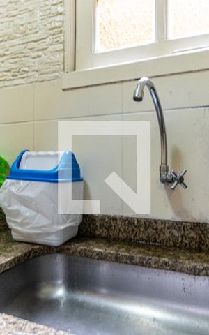 Apartamento para alugar com 75m², 1 quarto e sem vagaCozinha - Torneira