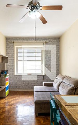 Apartamento para alugar com 75m², 1 quarto e sem vagaSala