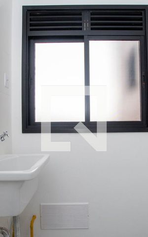 Apartamento à venda com 79m², 2 quartos e 1 vagaÁrea de Serviço