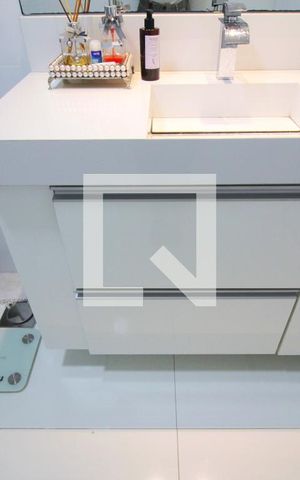 Casa à venda com 90m², 2 quartos e 4 vagasBanheiro