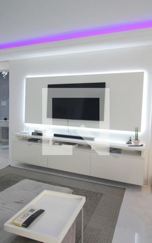 Casa à venda com 90m², 2 quartos e 4 vagasSala de TV