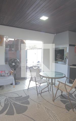 Casa à venda com 90m², 2 quartos e 4 vagasÁrea comum - Churrasqueira