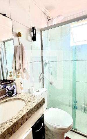 Apartamento à venda com 68m², 2 quartos e 1 vaga Apartamento à venda com 68m², 2 quartos e 1 vagaBanheiro