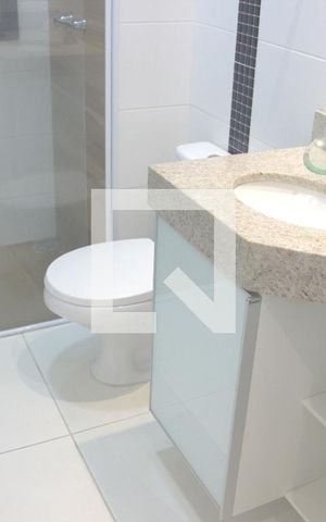 Apartamento para alugar com 85m², 3 quartos e 2 vagas Apartamento para alugar com 85m², 3 quartos e 2 vagasBanheiro