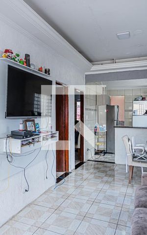 Casa à venda com 300m², 4 quartos e 1 vagaSala e cozinha - casa 2