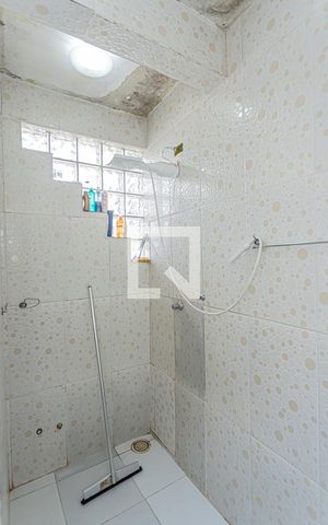 Casa à venda com 300m², 4 quartos e 1 vagaBanheiro - casa 2