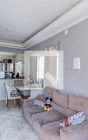 Casa à venda com 300m², 4 quartos e 1 vagaSala e cozinha - casa 2