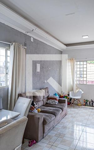 Casa à venda com 300m², 4 quartos e 1 vagaSala e cozinha - casa 2